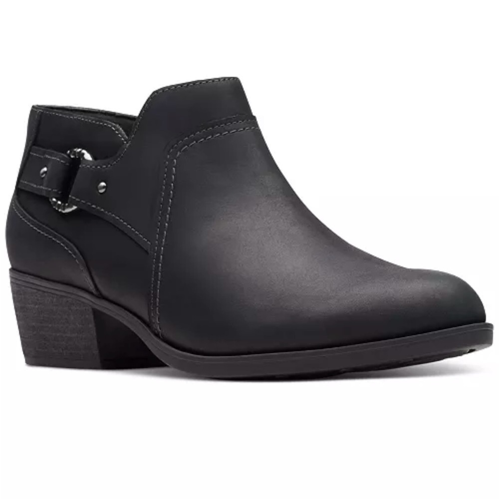 New Clarks Women's Charleton Grace Buckled Ankle Booties size 10